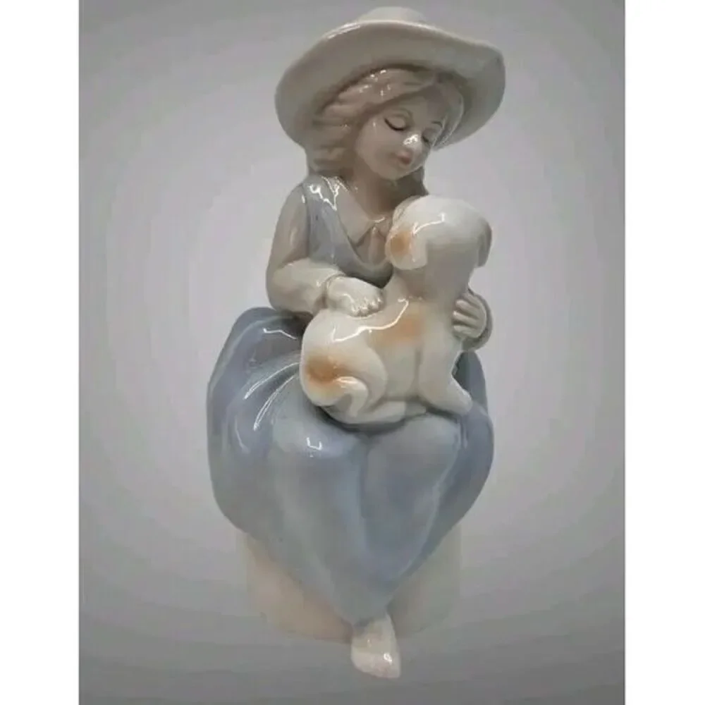Beautiful Classic Porcelain Vintage Homco‎ Girl Holding Puppy Dog 4 1/2 inch